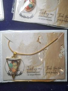 Combo-4 Resin Pendant Necklace