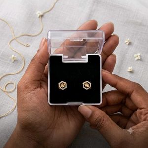 stud earrings