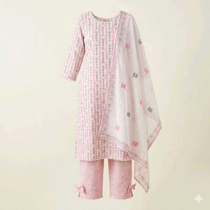 Elegant Pink & White Patterned Kurta set