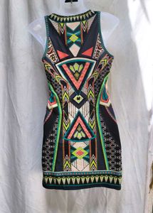 I. Vibrant Geometric Print Sleeveless Dress