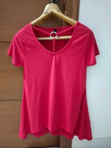 MAX Red Ring Detail V-Neck Top🎀