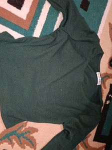 Green Ribbed Long Sleeve Crop Top