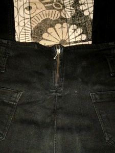 Black High-Waisted Jeans