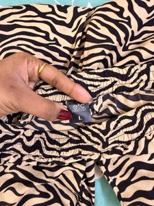 Stylish Zebra Print Pajama Set