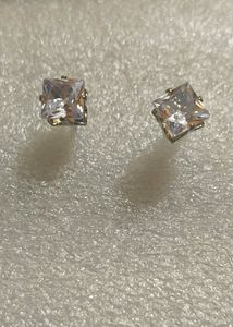American Diomond Studs 2 Pairs