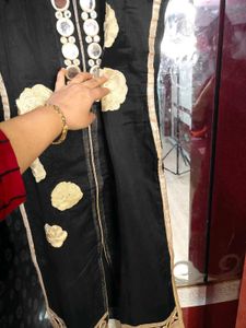 Beautiful Kurtie With Mirror Work &amp; Embroidery