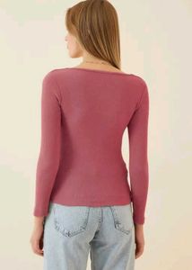 Chic Ribbed Heart Neck Top