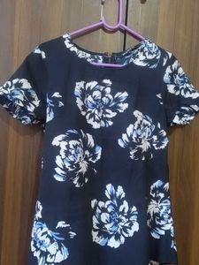 Floral Printed Stylish Top for Women