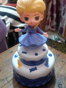 Princess Musical Toy Cake