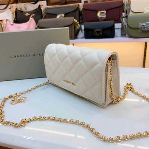 Charles &amp; Keith Quilted Chain with charm 🤍
