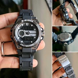 Gshock  In Metal Look New Stock