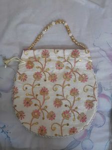 Embroidered Potli Bag🤩💗