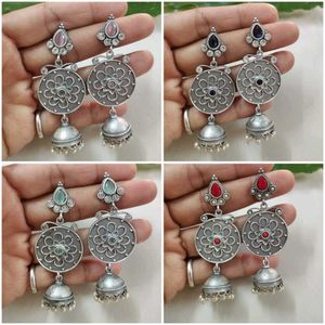 Pretty Earring Are Here In STOCK 👌