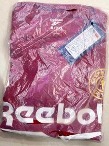 Reebok Men's T-Shirt - New with Tag