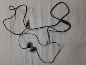 Wired Earphones with Mic