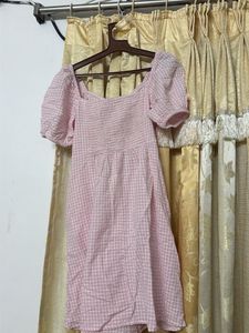 Pink Gingham Puff Sleeve Dress