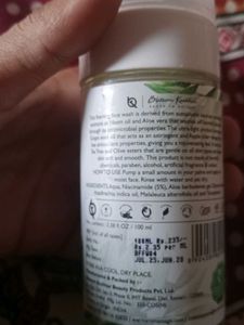 Aroma Magic Neem &amp; Tea Tree Face Wash