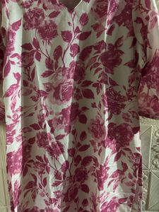Chic Pink Floral Kurta