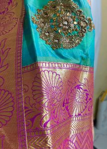 hand work 💯 Green Silk Saree with Gold Border
