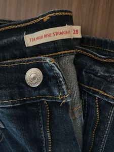 Levis 724 Slim Straight Fit Jeans ( Size: 28)