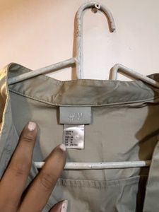 Stylish Button-Up HnM Cargo Dress