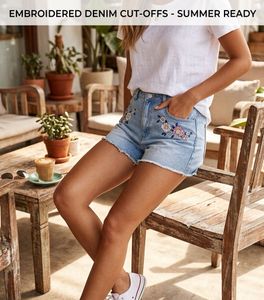 VERO MODA Embroidered Denim Cut-Off Shorts