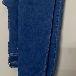 (NEW) Levi's 710 Super Skinny Jeans