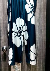 Elegant Navy Blue Kurta with White Floral Print