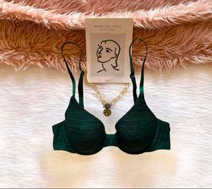 38c Victoria's Secret lightly line Bra