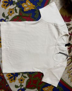 Ribbed White Cropped T-Shirt