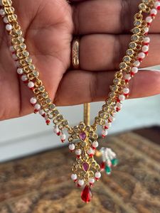 Elegant Red &amp; White Beaded Necklace