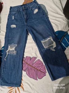 Ripped Wide Leg Jeans