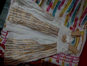 girl frock 3-4yr