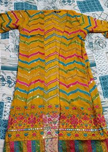 Mustard Embroiderd 3pc set Skirt, Crop top &amp; Shrug