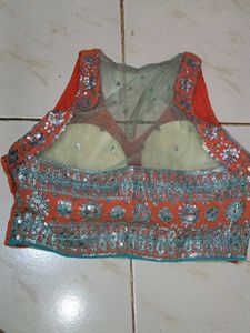 gujrati saree