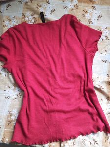 Comfy soft fabric Casual red top