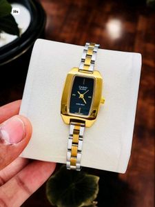 Casio For ladies watch ⌚️  PREMIUM QUALITY AT SALE