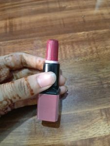 Lipstick Its Nude Pink Perfect For Indian Skin