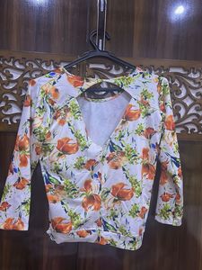 Floral Print 3/4 Sleeve Top - New