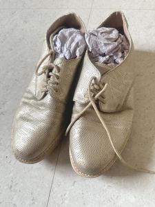 Mast and Harbour Gold-Toned Textured Casual Shoes