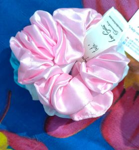 "Rshe Collection Premium Scrunchies Set (3 Pieces)
