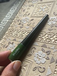 Zudio green eyeliner