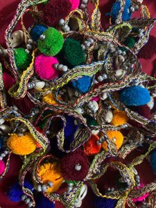 I M Selling Pompom Lace