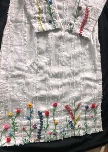 Embroidered Floral Kurta set