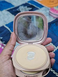 Swiss Beauty Compact Powder
