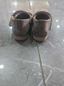 Girls Golden  Sparkly Ballerina Shoes