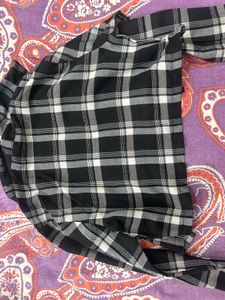 Black & White Plaid Cropped Shirt