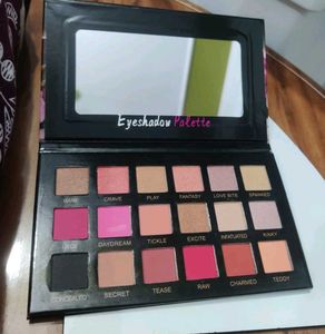 Eyeshadow Palette with Warm Tones