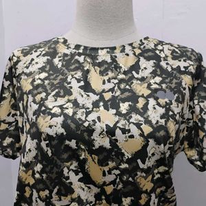 Abstract Print Short Sleeve Top