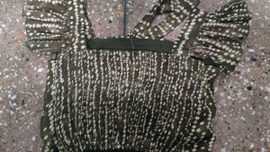 Top With Frill